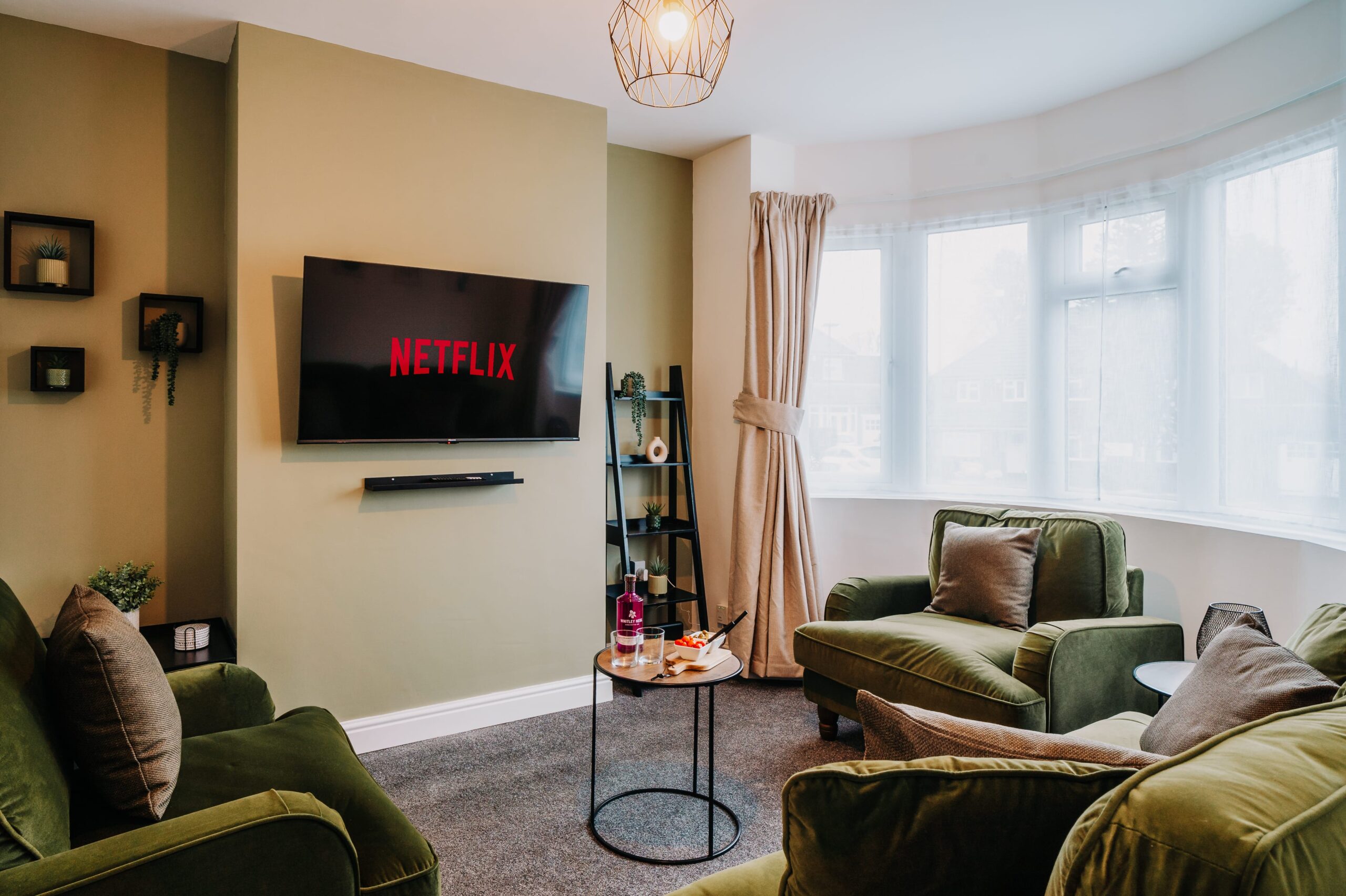 exclusive short stays